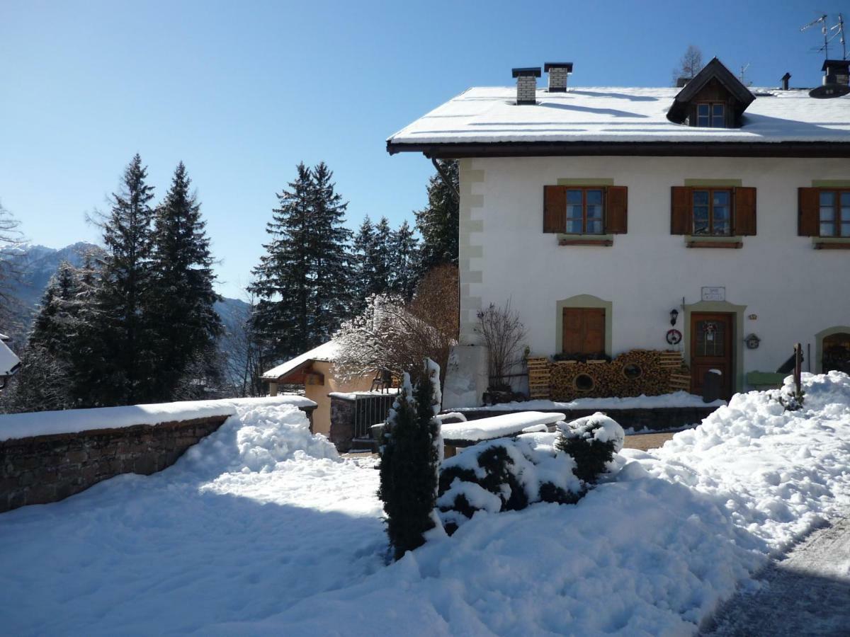 Achillea Bed & Breakfast Vigo di Fassa Bagian luar foto